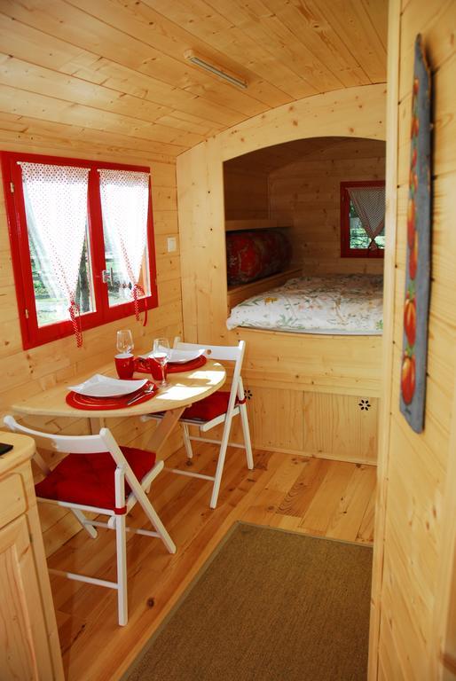 Gypsy Nature B&B Jumelles  Zimmer foto